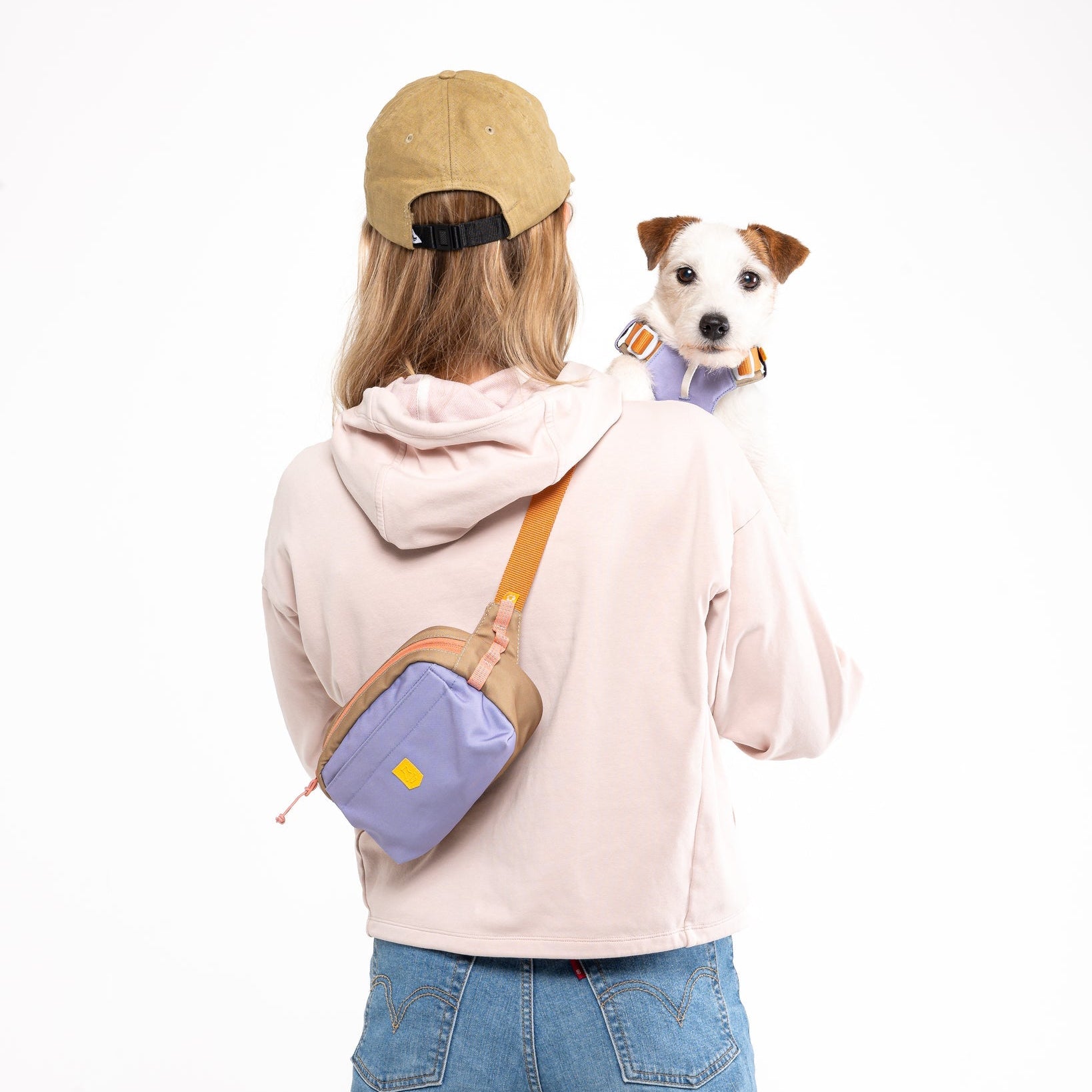 Lavender Hip Pack with Magnetic Closure for Dog Treats - Woolly Wolf